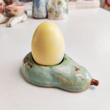 Indlæs billede til gallerivisning Pear, the egg server