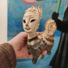 Indlæs billede til gallerivisning skulptur i sort ler